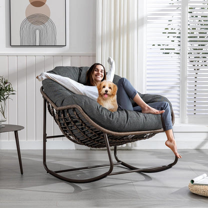 A Warm Embrace: Curl Up in Your Cozy, Cushioned Papasan Sanctuary